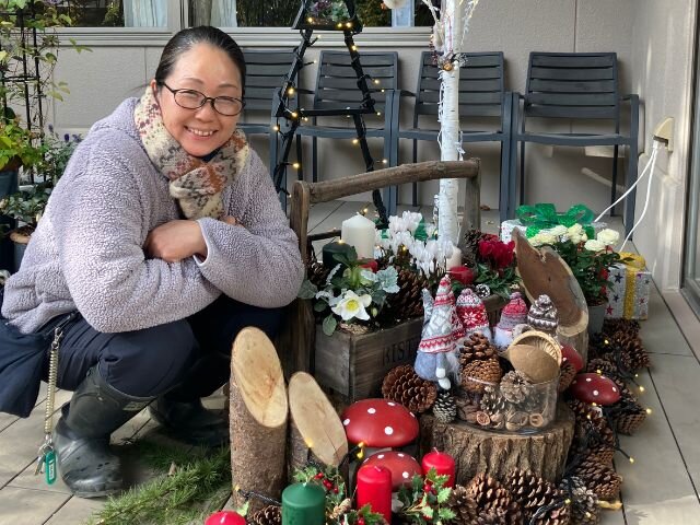 「好き」が高じてガーデニング専任の生活補助スタッフに。「土の力」をご入居者様に届けたい