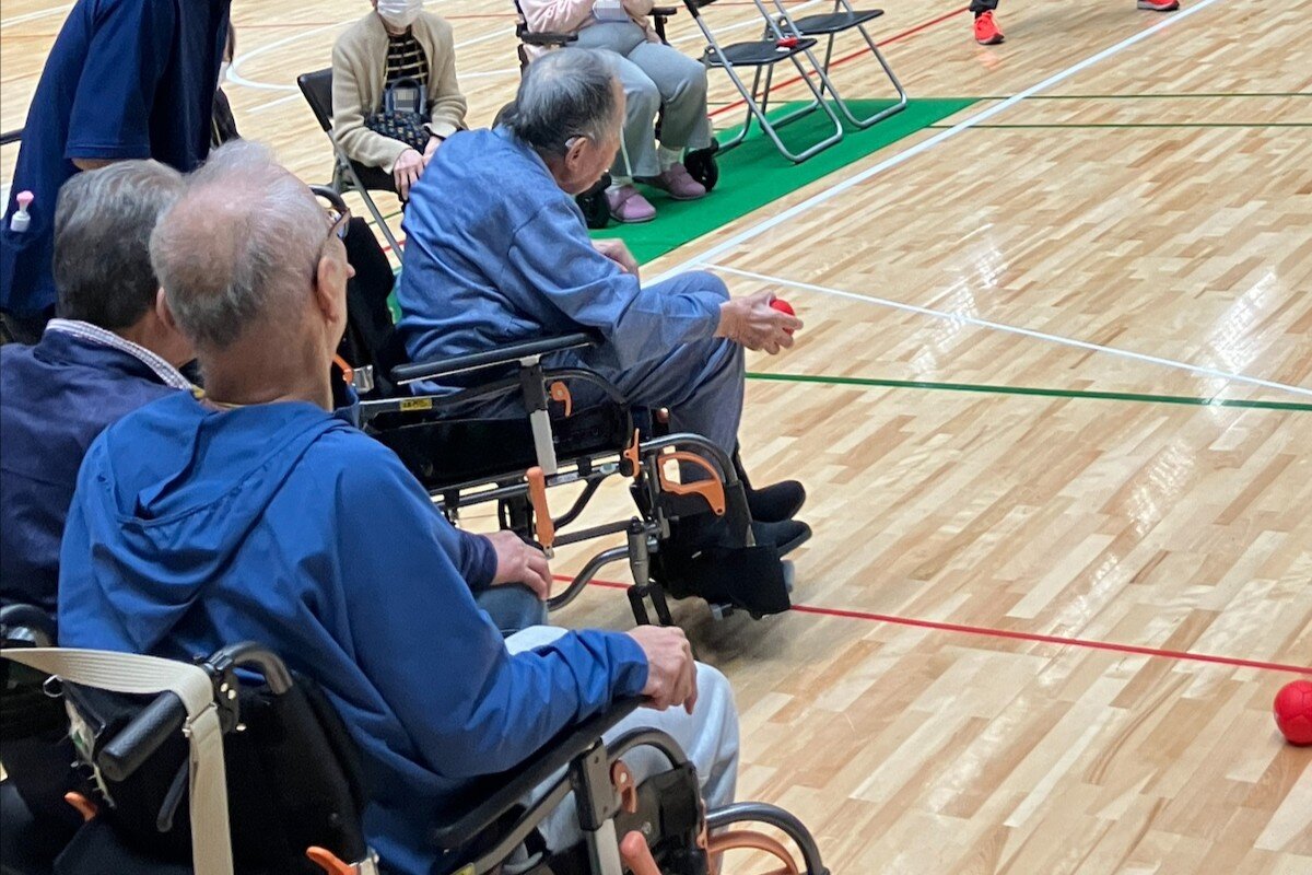 ホームの垣根を越えて大熱戦！10ホーム合同で開催した笑顔と声援があふれるボッチャ大会