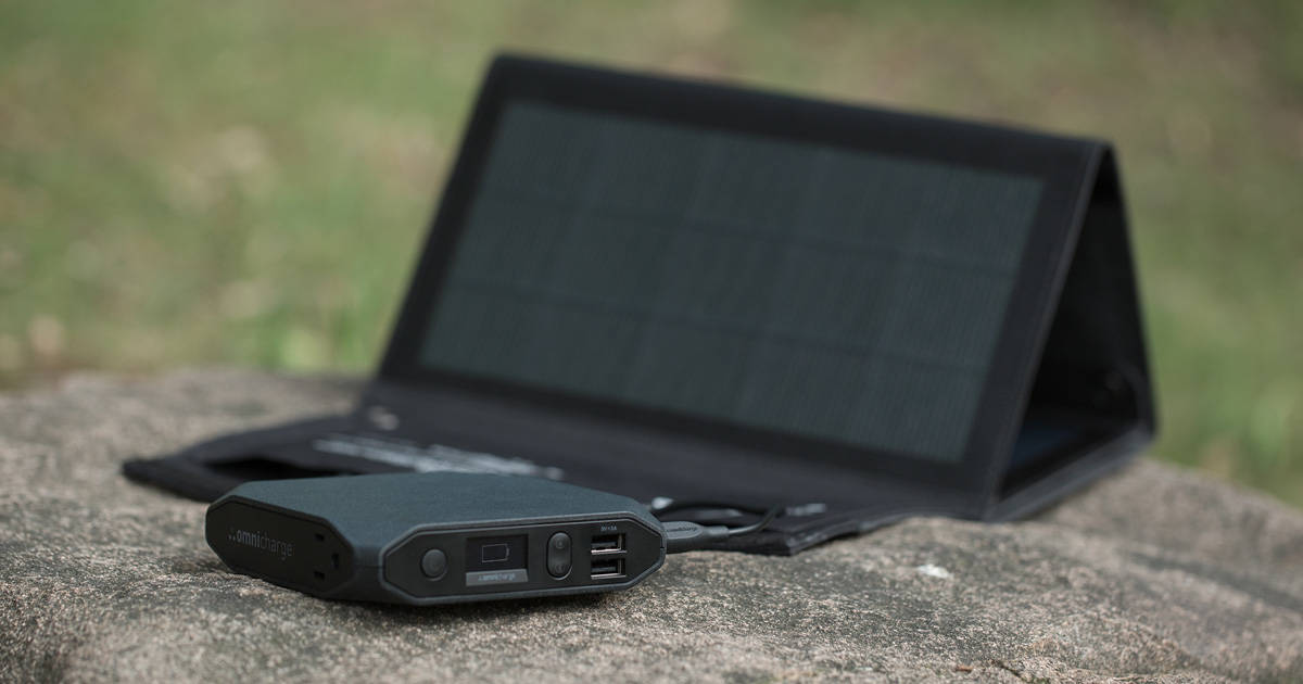災害時に役立つ“モバイルバッテリー”の備えをお忘れなく!停電の不安を軽減してくれる『Omnicharge ソーラー防災パッケージ』