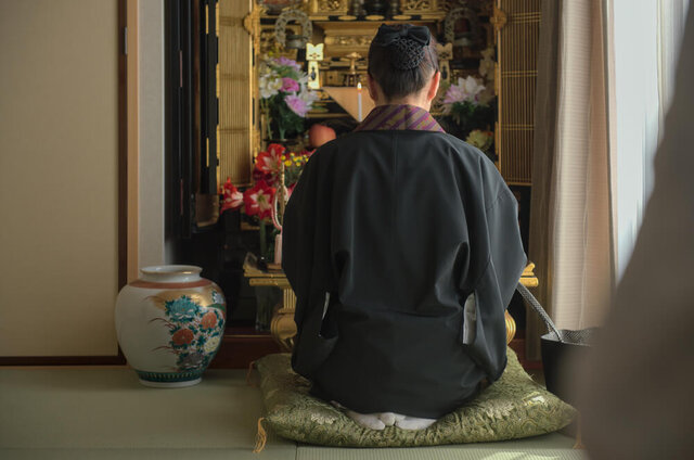 あなたの宗派の本尊は 意味や必要性 正しい選び方を紹介 家族葬のファミーユ Coeurlien