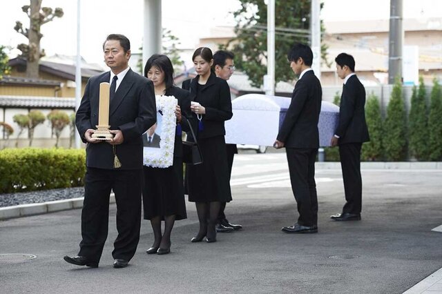 お葬式 図解 喪主のやることリスト お通夜の前から準備すること 家族葬のファミーユ Coeurlien