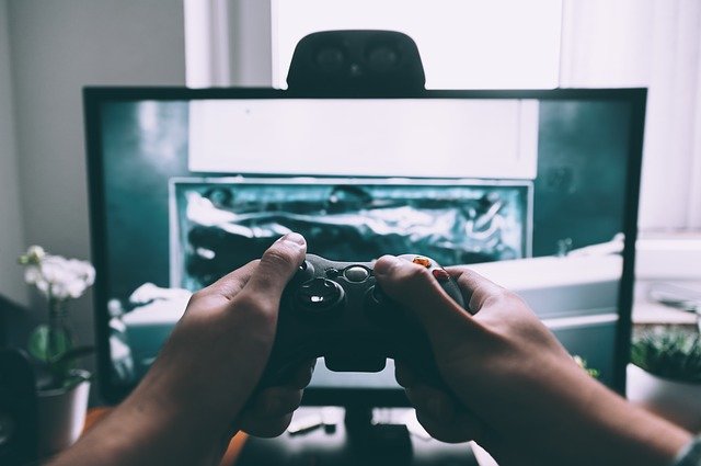 パソコンでゲームがしたいと思ったら、ゲーム用のパソコンを買ってみよう!