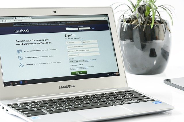 今からでも遅くない。はじめてのfacebook。設定方法をご紹介