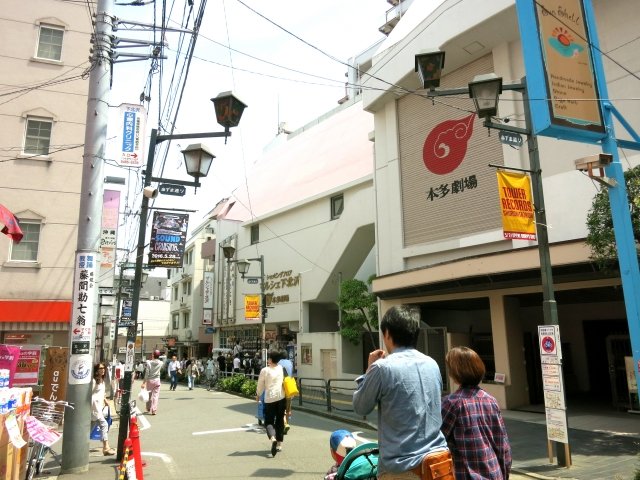 小劇場は敷居が高いって思っていませんか?初めての小劇場を楽しむ方法