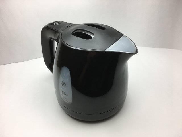スイッチ1つですぐにお湯が沸かせる電気ケトル!はじめて使ってみる前に