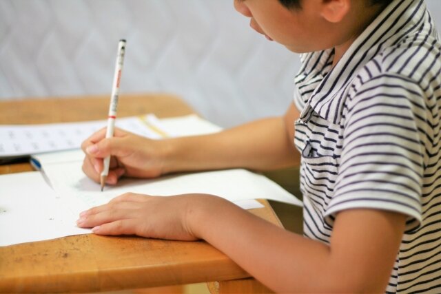 もう学校まかせは終わりにしよう!学習ドリルで家庭学習をはじめよう!