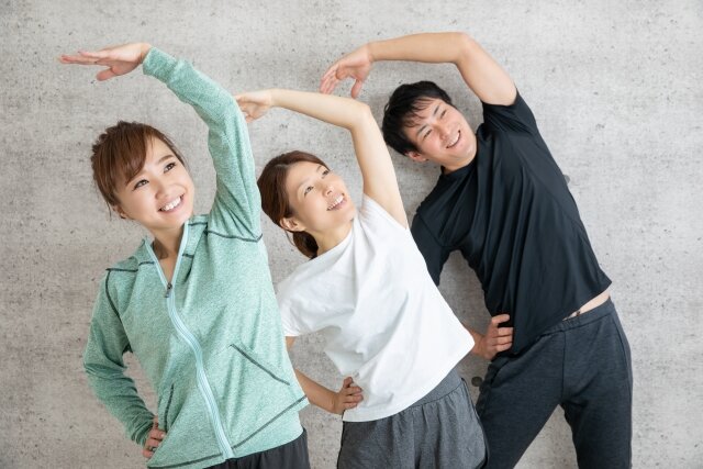 初めての体操!適度に体を動かして健康になろう