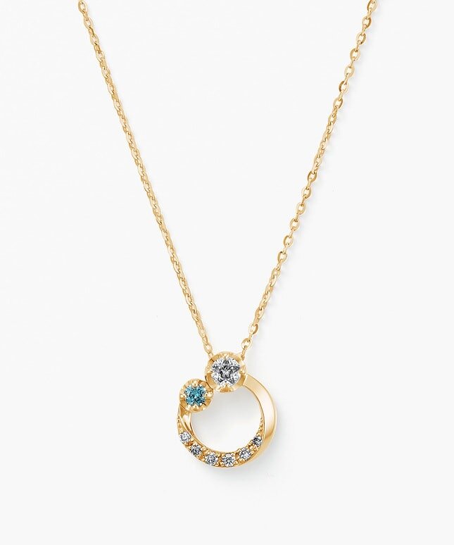 フェスタリアの「星の王子さま」コレクション K18YG ダイヤモンド ネックレス