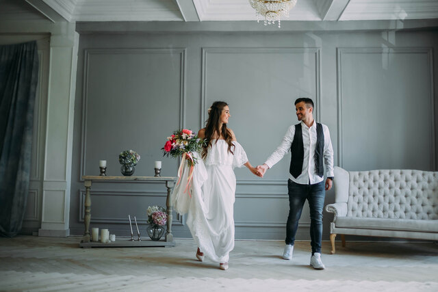 ハイブリッド結婚式の参列マナーとは リモートならではの祝福方法も