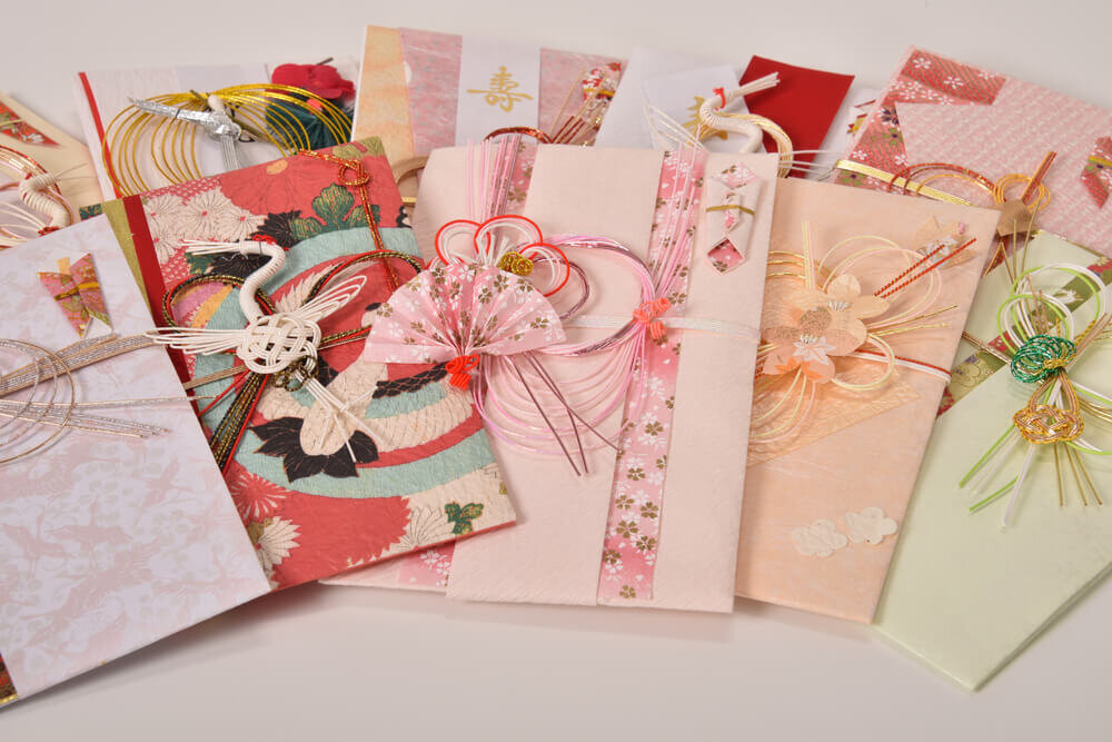 兄弟姉妹への結婚祝いの相場とは 渡す時のマナーやギフト選びのポイントも解説