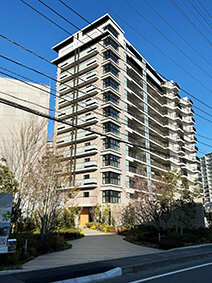 海老名駅で１３階建て９９戸／デッキガーデン、オリジナル仕様も採用／総合地所