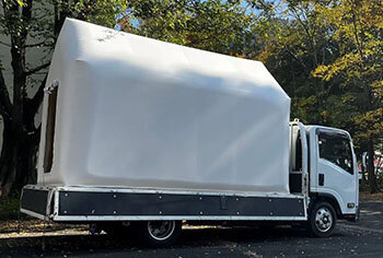 インスタントハウス新モデル／車両移動を可能に／ライフルアーキテック