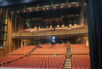 東京駅八重洲口にシアター＆カンファレンス／５月プレオープンＴＯＦＲＯＭに大型施設／東京建物