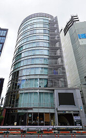 北参道駅直結ビル取得／区分販売１１階建て延べ２２００ｍ２／ボルテックス