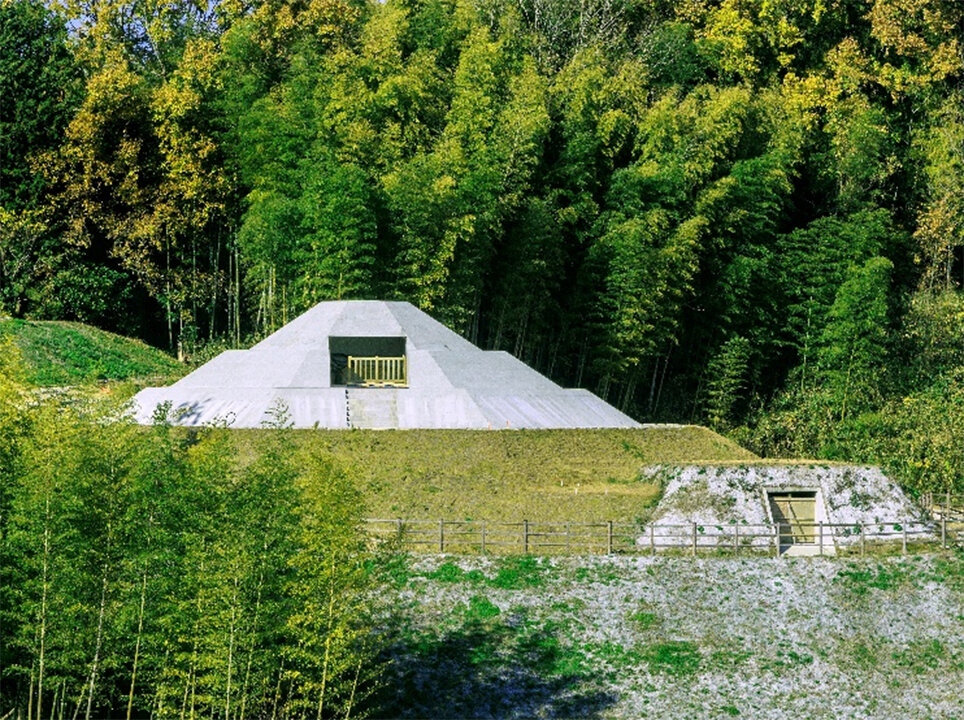 辻範明・長谷工会長が名誉村民／世界文化遺産登録地「明日香村」から授与
