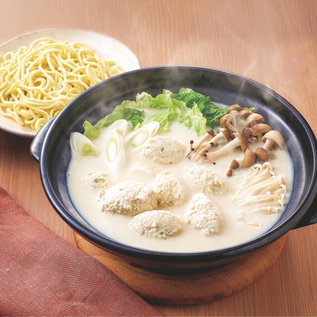 鶏豆腐団子の豆乳鍋