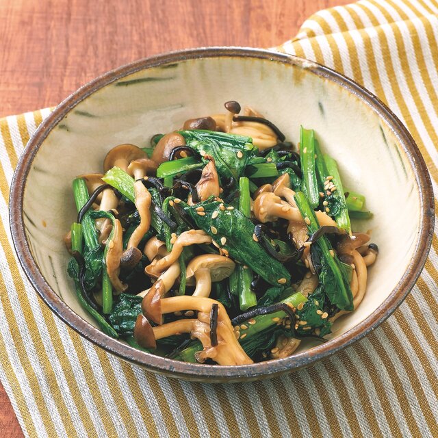 小松菜ときのこの塩昆布炒め
