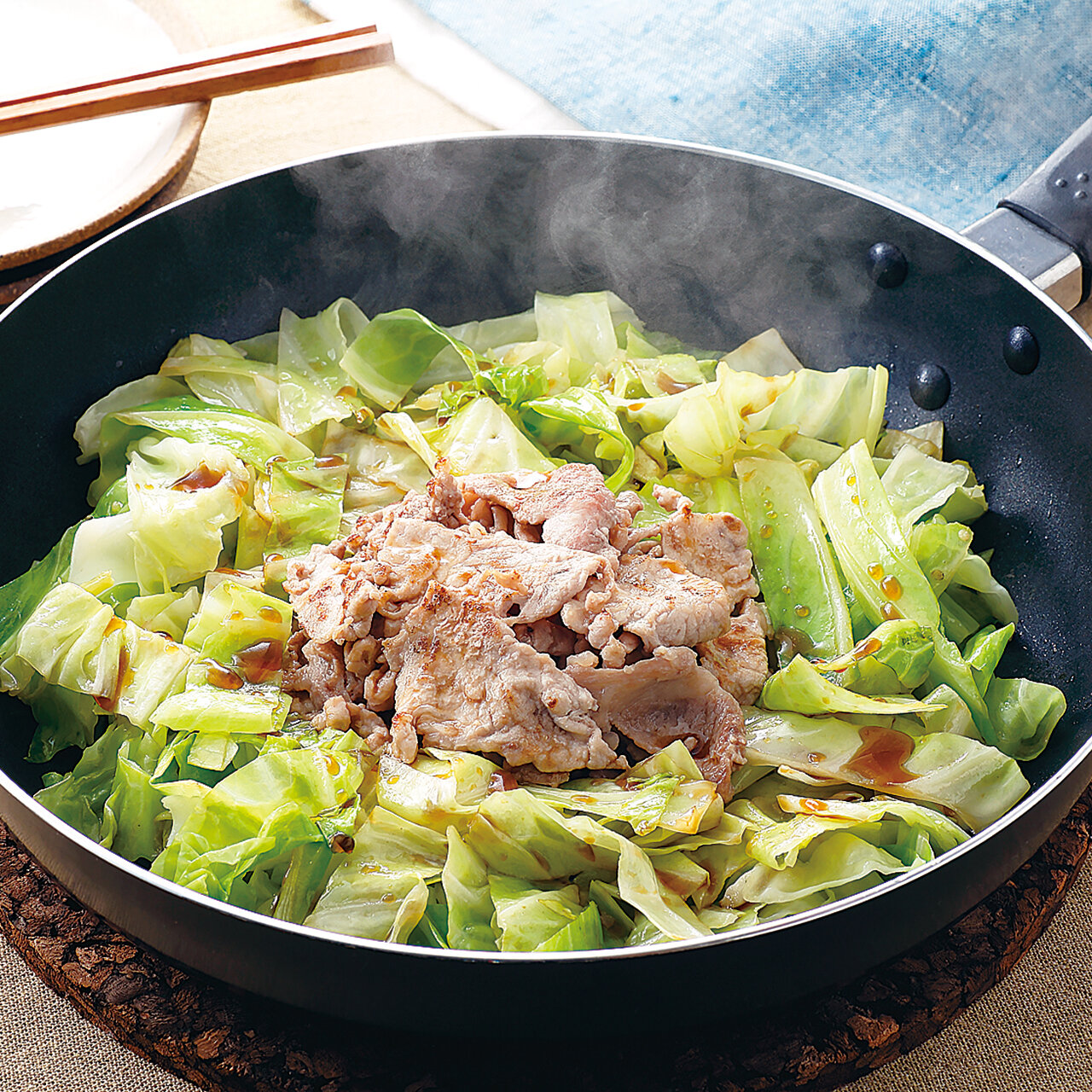 豚バラキャベツのポン酢ガーリック炒め