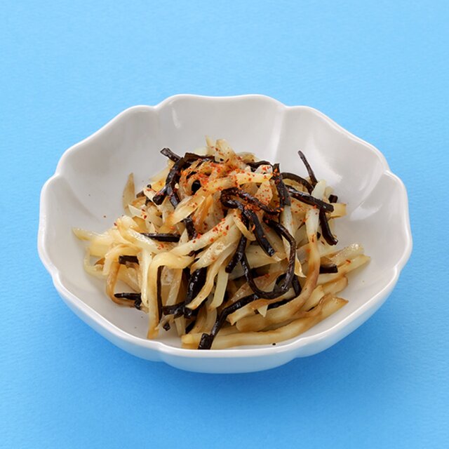塩昆布と千切りじゃがいもの炒め物