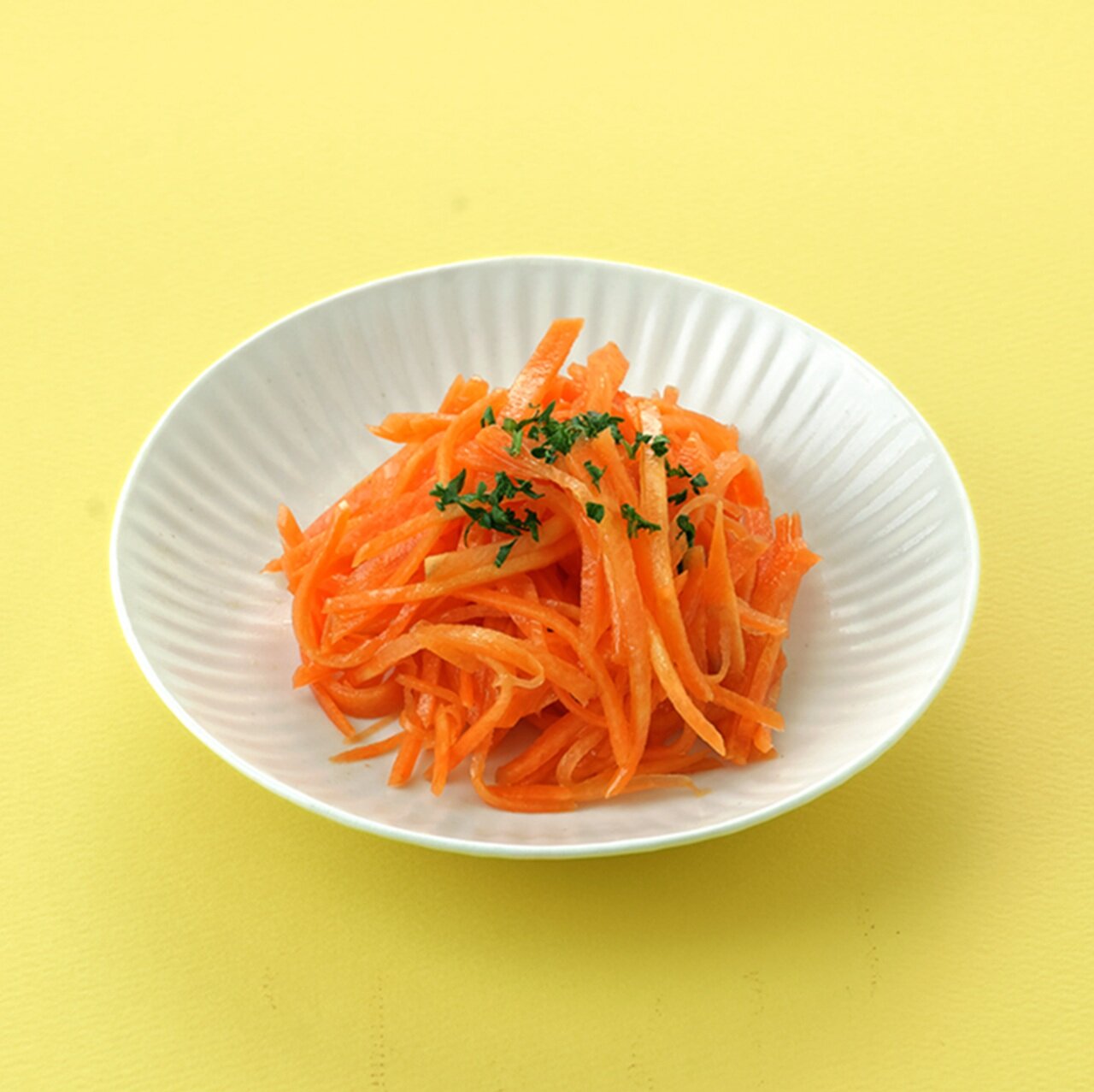 人参とにんにくのスペイン風サラダ