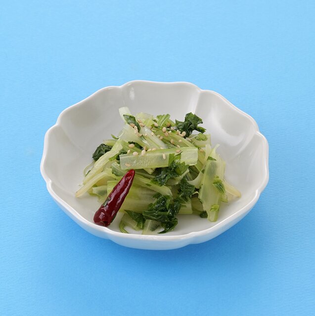 セロリと赤唐辛子の薄味きんぴら