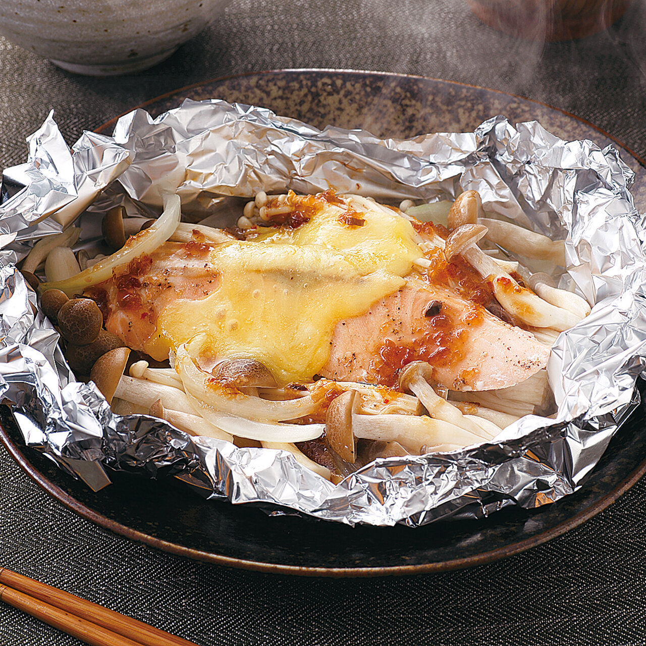 鮭とチーズのホイル焼き