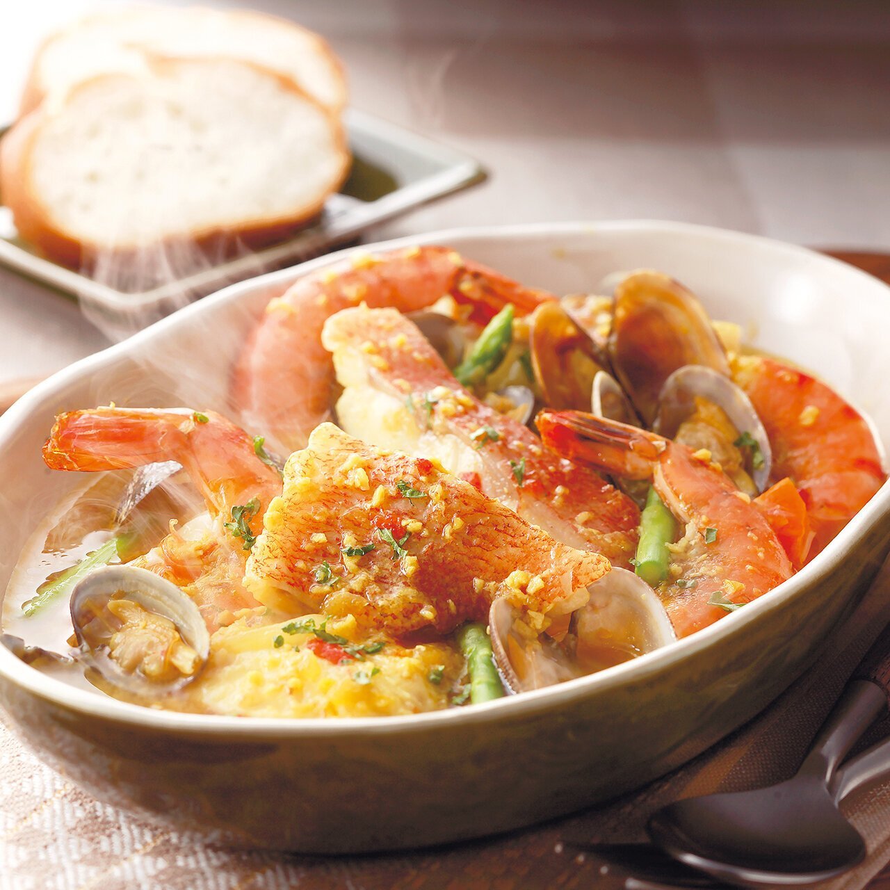 煮込むだけ！簡単ブイヤベース