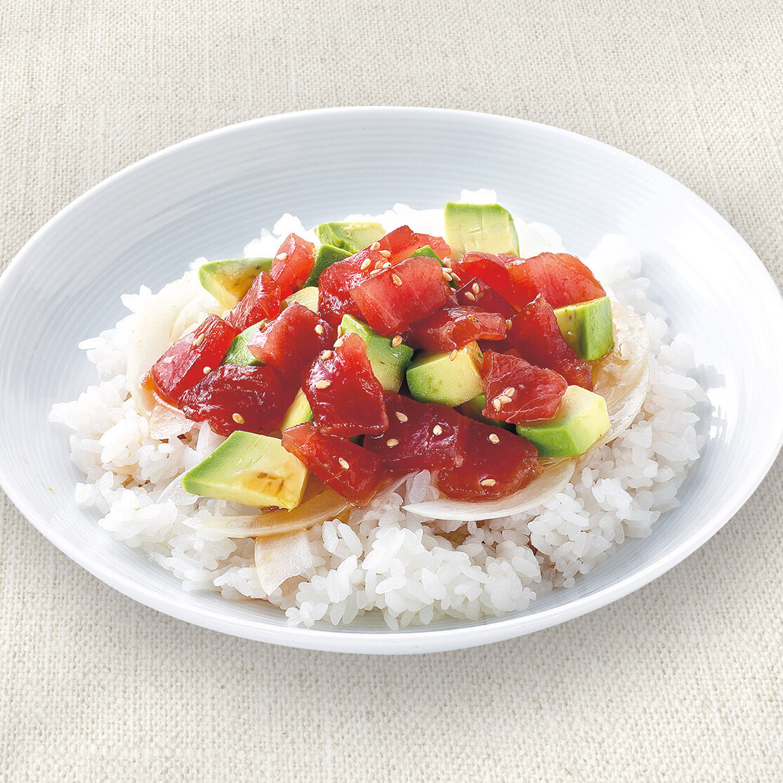 ハワイ風ポキ丼