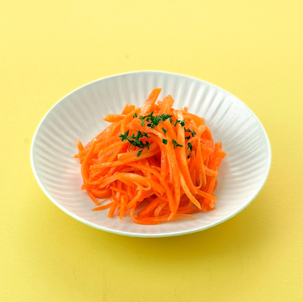 人参とにんにくのスペイン風サラダ 