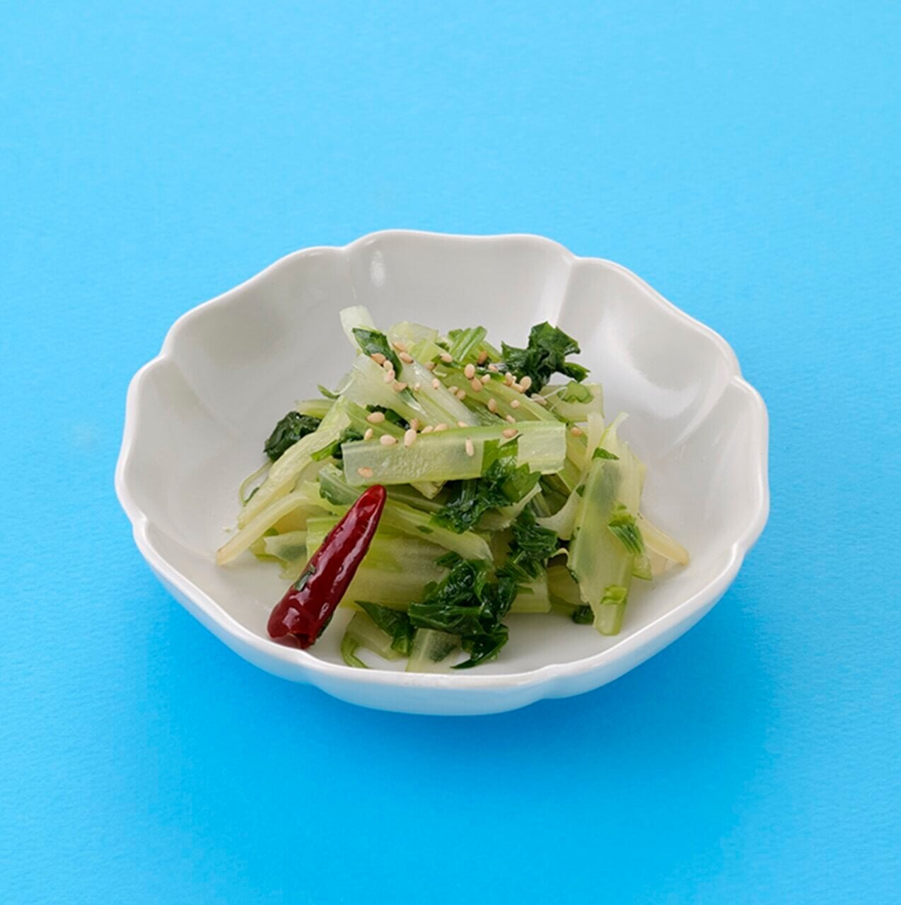 セロリと赤唐辛子の薄味きんぴら