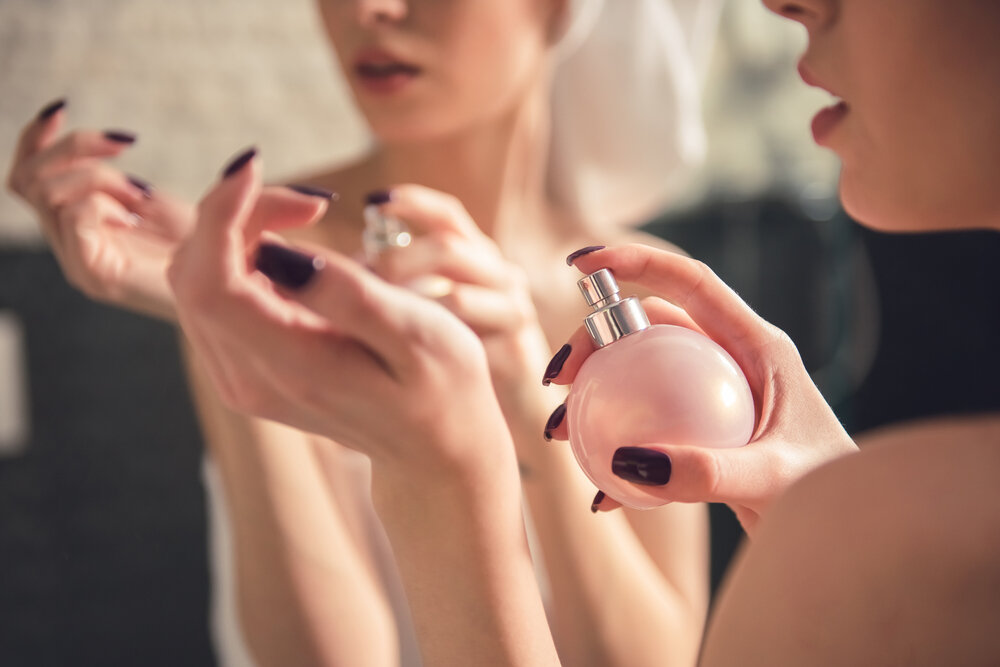 パルファムとオードパルファムの違いは？トワレやコロンの意味は？香水