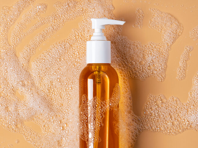 ニキビ肌の原因は毛穴の汚れ 毛穴詰まりに効くおすすめクレンジング10選 Coloria Magazine カラリアマガジン