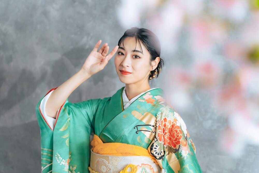 振袖を着た女性の写真