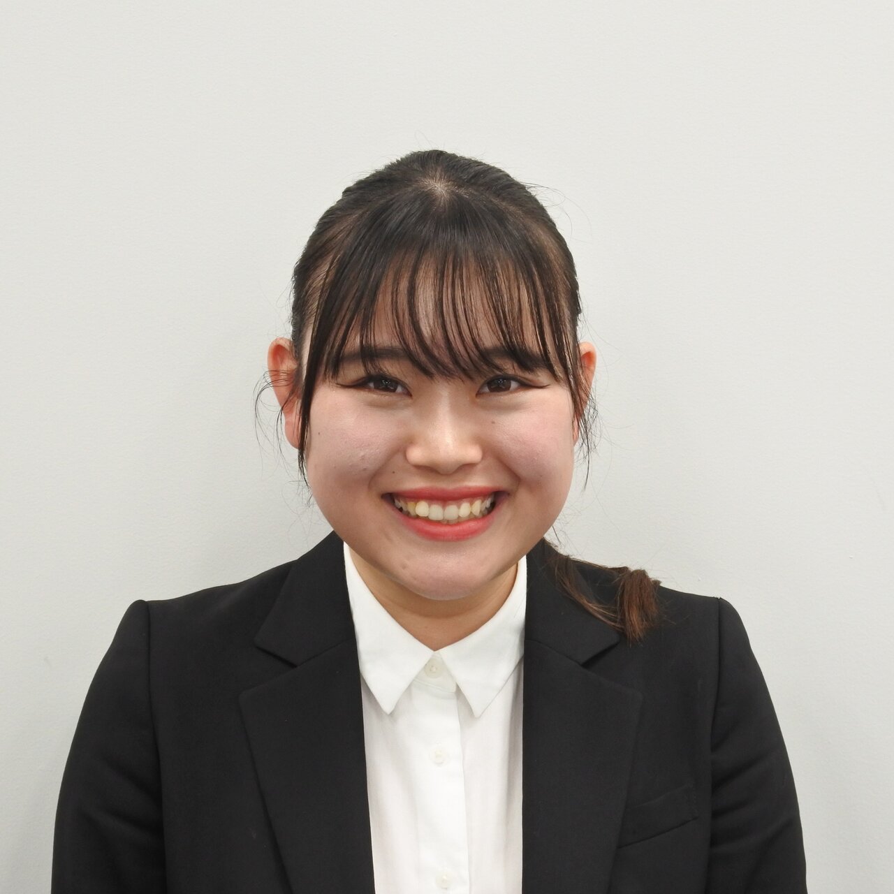 【前職の経験を糧に!】企業や働く人を支える立場へ