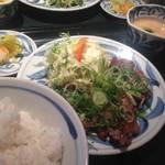 伏見桃山駅前の牛タンと干物が美味い店！「たんとと和くら」【グルメ】
