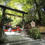 【嵐山特集】黒木鳥居と縁結びで有名な「野宮神社」パワースポットとしても人気！
