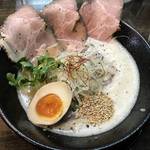 あわあわラーメンの他に新メニューも加わりパワーアップ！「フカクサ製麺食堂」【移転しました】