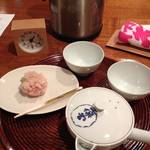 寺町二条　祖父母の代から愛飲！言わずと知れた老舗「一保堂茶舗」【茶寮】