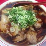 【京都伏見】ケンミンSHOWでも特集された漆黒スープが美味しい「新福菜館」【ラーメン】