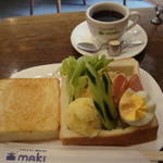 京都の喫茶店でモーニング②　出町柳　　「COFFEE HOUSE maki」　【カフェ】