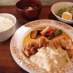 北白川　ほっこり定食屋「エクボ食堂」でタツタ南蛮定食を！【グルメ】