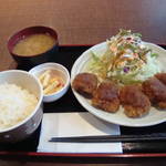 一乗寺の定食屋シリーズ②　ギャップがたまらない♪ グルメハウス｢あいかむ｣　【グルメ】