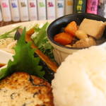 亀岡＊落ち着き空間でいただく「Saji（サイ）」のあったか絶品ランチ【カフェ】【穴場】