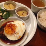 三条高倉　ギャラリーカフェ「coLLabo（コラボ）」美味しいご飯とアートに出会ってきた【カフェバー】