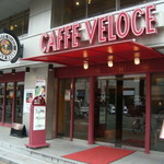 烏丸　いつでも通える手軽さ♪ゆったりとした店内が落ち着く、「カフェ・ベローチェ」烏丸蛸薬師店
