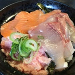 四条蛸薬師　「海鮮丼　若狭家」 立地抜群！気軽に美味しい海鮮丼が楽しめます♪