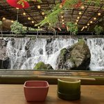 憧れの"貴船の川床"を手軽に体験できる！「流しそうめん　ひろ文」　