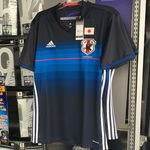 【関西最大級】サッカー専門店ならではの圧倒的な品揃え「Kemari87 KISHISPO八幡店（ケマリ８７キシスポ）」