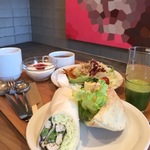 モーニングもバーも大満足☆アートな時空間満喫の穴場ホテル「アンテルーム京都」【東九条】
