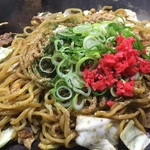 生めん焼きそばの弾力にハマる！お得な近江牛ステーキも必食！「鉄板焼き　野人（やいん）」